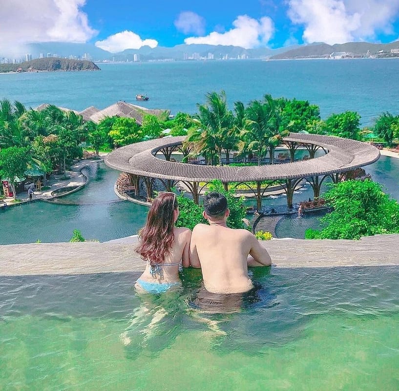 Kinh Nghiệm Du Lịch Hòn Tằm Nha Trang 2025 5 ảnh hòn tằm